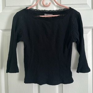 Urban outfitters black 3/4 sleeve